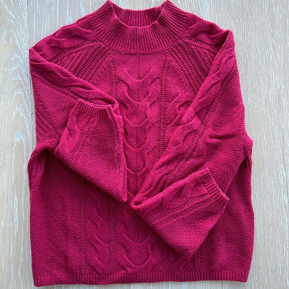 Like New Banana Republic MockNeck Cable Sweater in Fuchsia Italian Wool - Picture 8 of 9